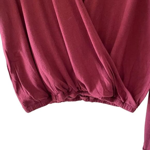NWT Chaser Revolve Cotton FLARED SLEEVE SURPLICE  Faux Wrap Top Old Zin  Sz M - Picture 6 of 13